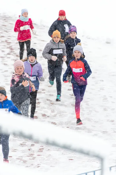 Mikulášský běh na atletickém stadionu Hvězda Pardubice 163