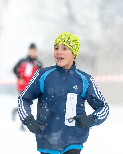 Mikulášský běh na atletickém stadionu Hvězda Pardubice 210