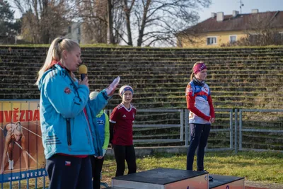 Mikulášský běh 2024 na atletickém stadionu Hvězda Pardubice 18
