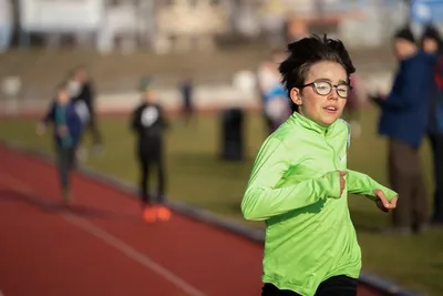 Mikulášský běh 2024 na atletickém stadionu Hvězda Pardubice 28