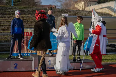 Mikulášský běh 2024 na atletickém stadionu Hvězda Pardubice 48