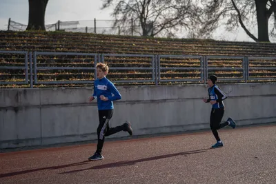 Mikulášský běh 2024 na atletickém stadionu Hvězda Pardubice 68