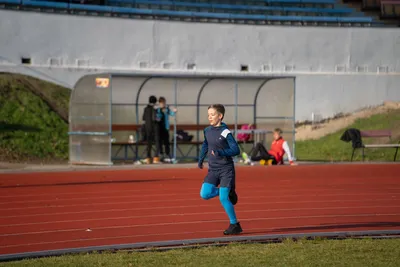 Mikulášský běh 2024 na atletickém stadionu Hvězda Pardubice 77