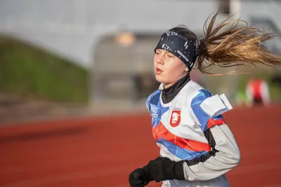 Mikulášský běh 2024 na atletickém stadionu Hvězda Pardubice 80