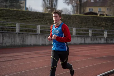 Mikulášský běh 2024 na atletickém stadionu Hvězda Pardubice 124