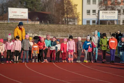 Mikulášský běh 2024 na atletickém stadionu Hvězda Pardubice 134