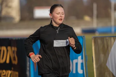 Mikulášský běh 2024 na atletickém stadionu Hvězda Pardubice 146