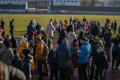 Mikulášský běh 2024 na atletickém stadionu Hvězda Pardubice 189