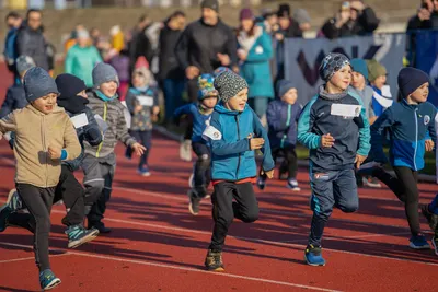 Mikulášský běh 2024 na atletickém stadionu Hvězda Pardubice 213