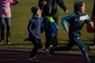 Mikulášský běh 2024 na atletickém stadionu Hvězda Pardubice 217