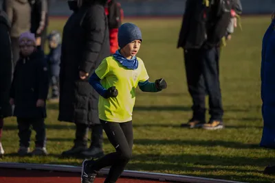Mikulášský běh 2024 na atletickém stadionu Hvězda Pardubice 232
