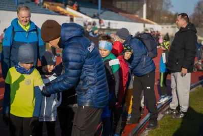 Mikulášský běh 2024 na atletickém stadionu Hvězda Pardubice 236