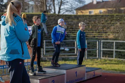 Mikulášský běh 2024 na atletickém stadionu Hvězda Pardubice 243
