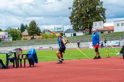 Mistrovství čech na atletickém stadionu Hvězda Pardubice 5