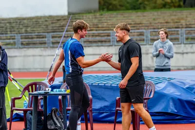 Mistrovství čech na atletickém stadionu Hvězda Pardubice 13