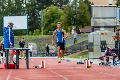 Mistrovství čech na atletickém stadionu Hvězda Pardubice 36