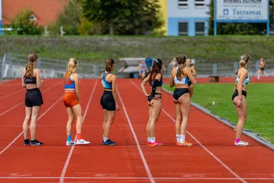 Mistrovství čech na atletickém stadionu Hvězda Pardubice 80