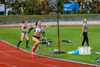 Mistrovství čech na atletickém stadionu Hvězda Pardubice 81
