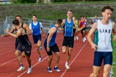 Mistrovství čech na atletickém stadionu Hvězda Pardubice 84