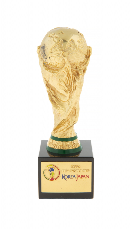2002 FIFA WORLD CUP WINNERS TROPHY BERTONI WITH CASE