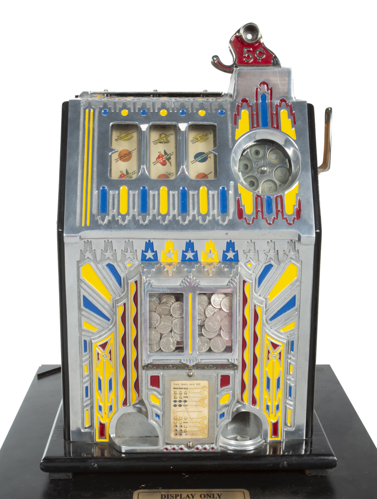 1932 PACE COMET MECHANICAL 5-CENT ROLL TOP SLOT MACHINE