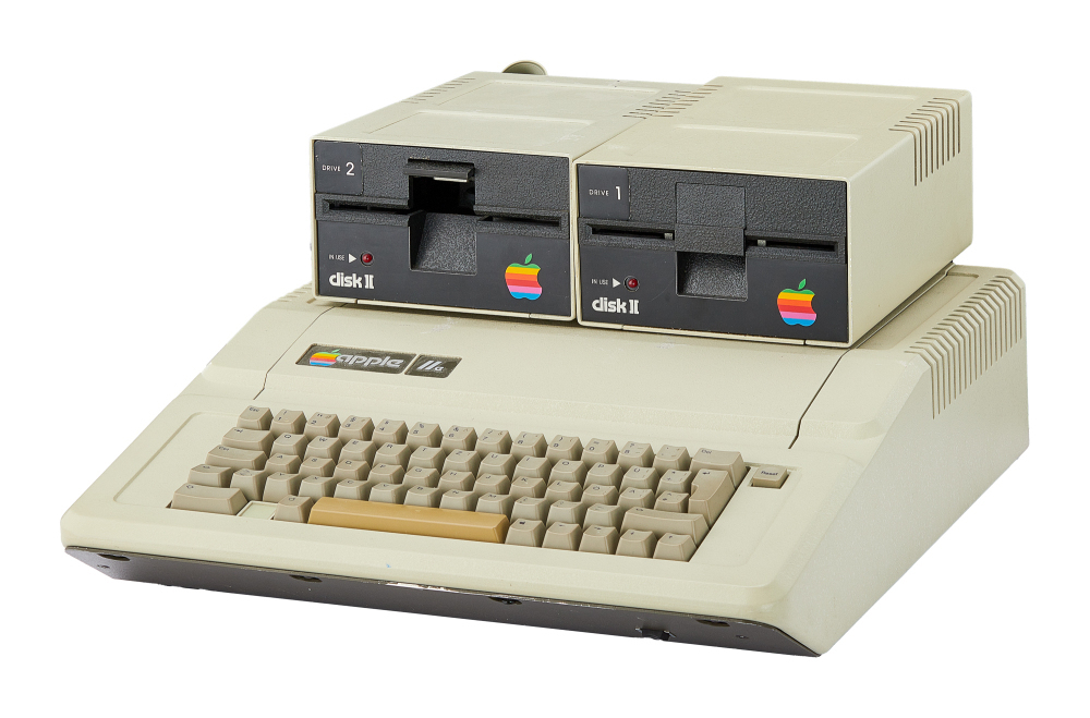 ★本体動作確認★　　AppleIIe アップル２E　 Disk２付属 APPLE: 1983-1993 
