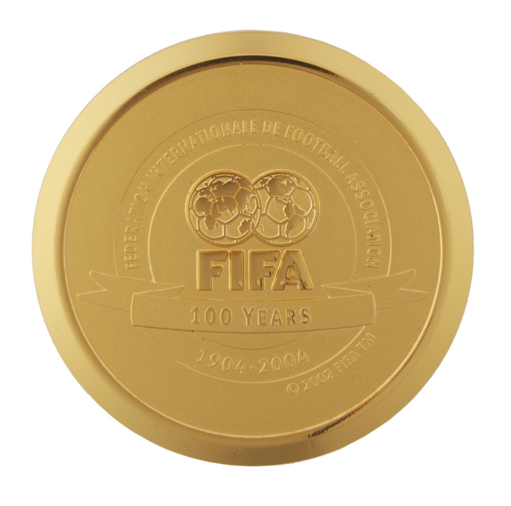 FIFA: 2004 