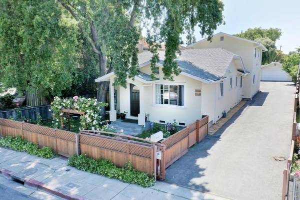 1400 Dollar Room D include Utilities Redwood City CA