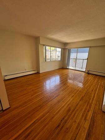 1-Bedroom, 1-Bathroom Apartment Near UBC – Kitsilano