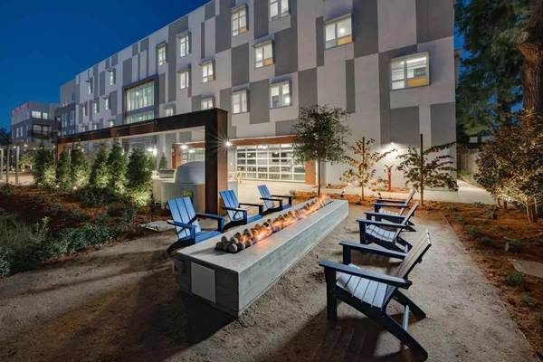 Style, space, serenity: 1 BR, 1 BA, 633 Sq Ft homes.