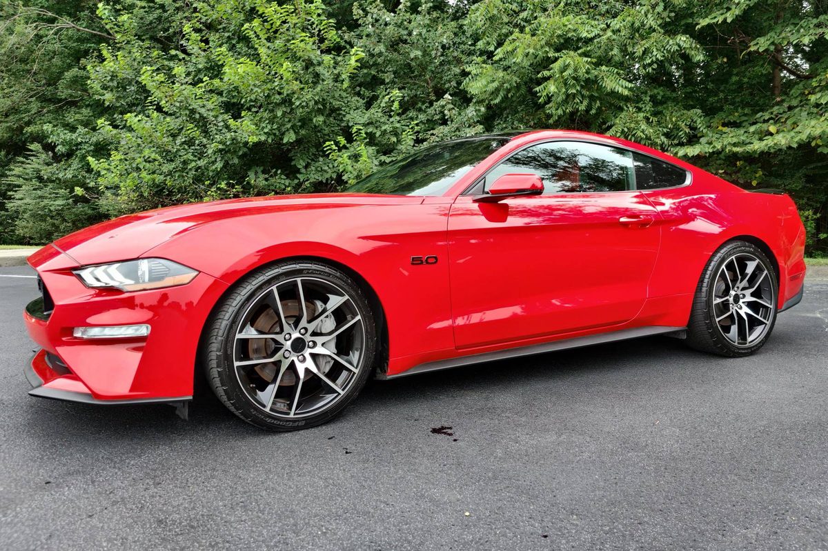 2018 Mustang (manual) — fun weekend car, clean title, tidy inside