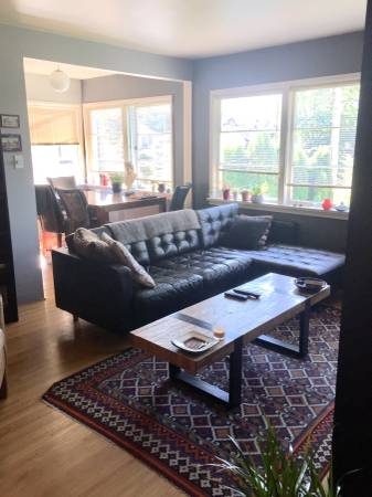 Pet friendly 1 bedroom + flex room,steps to Jericho Beach ,5min to UBC