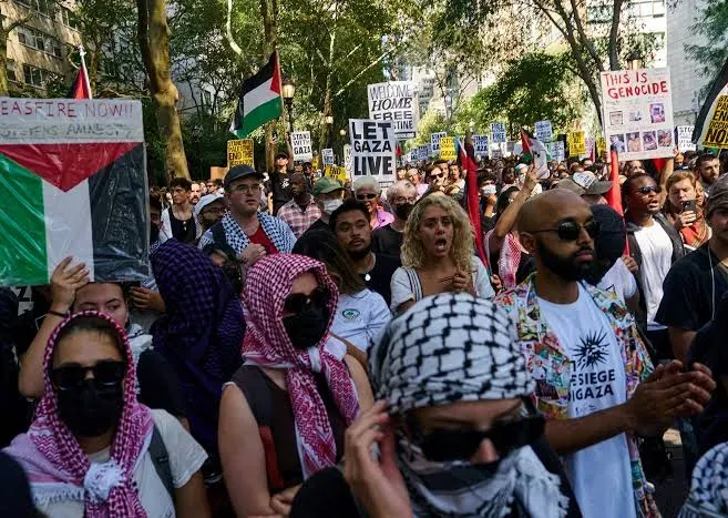 Thousands Protest in New York Against Netanyahu's Visit