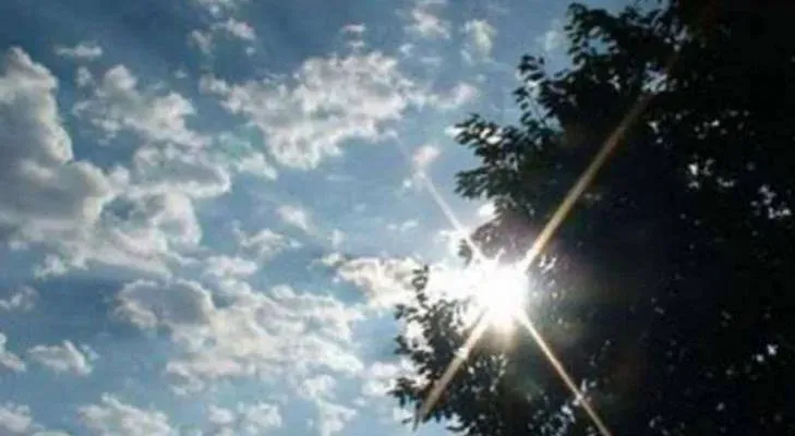 Mild weather in the mountains, relatively hot elsewhere