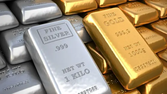 Gold and silver prices decline in global trading