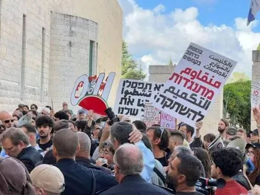 المحكمة العليا الإسرائيلية تلغي شطب المشتركة والعربية الموحدة وكسيف