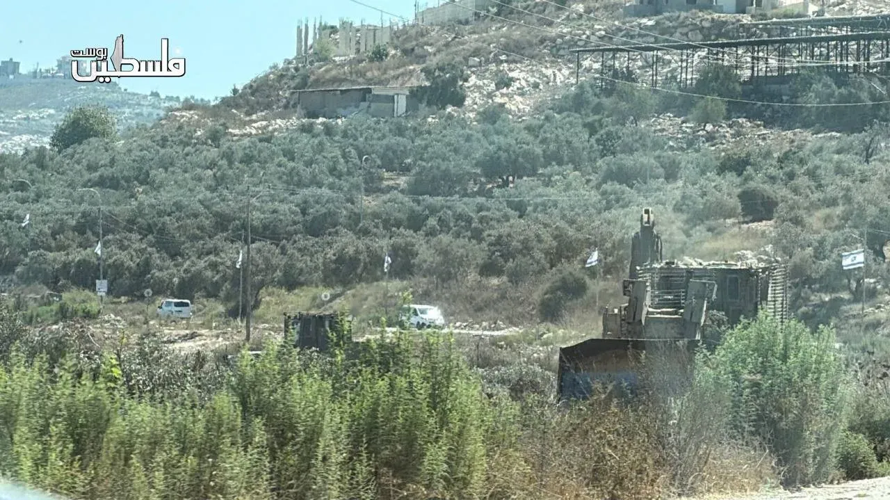 Settlers bulldoze farmland in Umm Safa, northwest of Ramallah