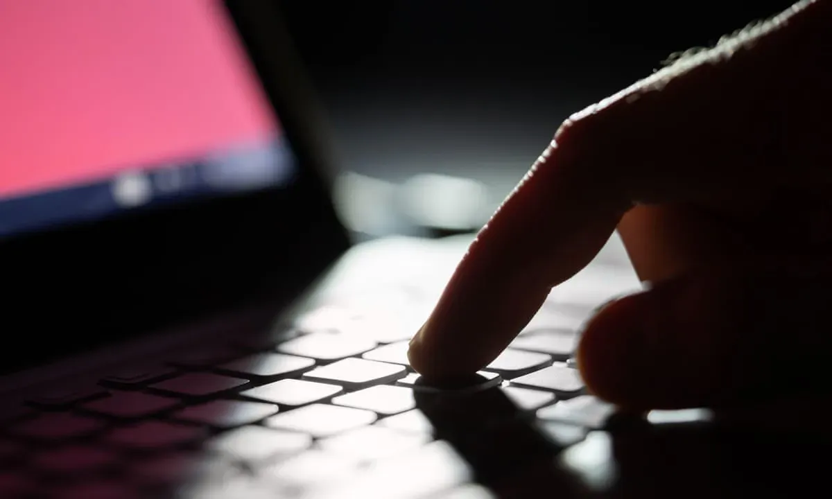 شركة إسرائيلية استخدمت إعلانات الإنترنت للتجسس على ملايين المستخدمين