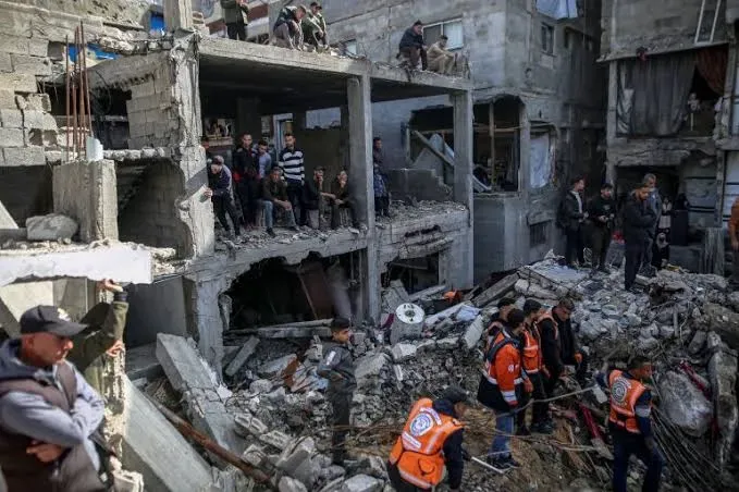 شهيدان بغارة إسرائيلية على حي التفاح شرق غزة
