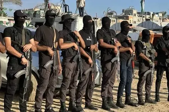 «رادع» تعلن كميناً لعصابات عميلة في مواصي رفح