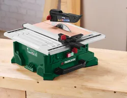 PARKSIDE® Fliesenschneidemaschine PFS 800 A1 4052916684757