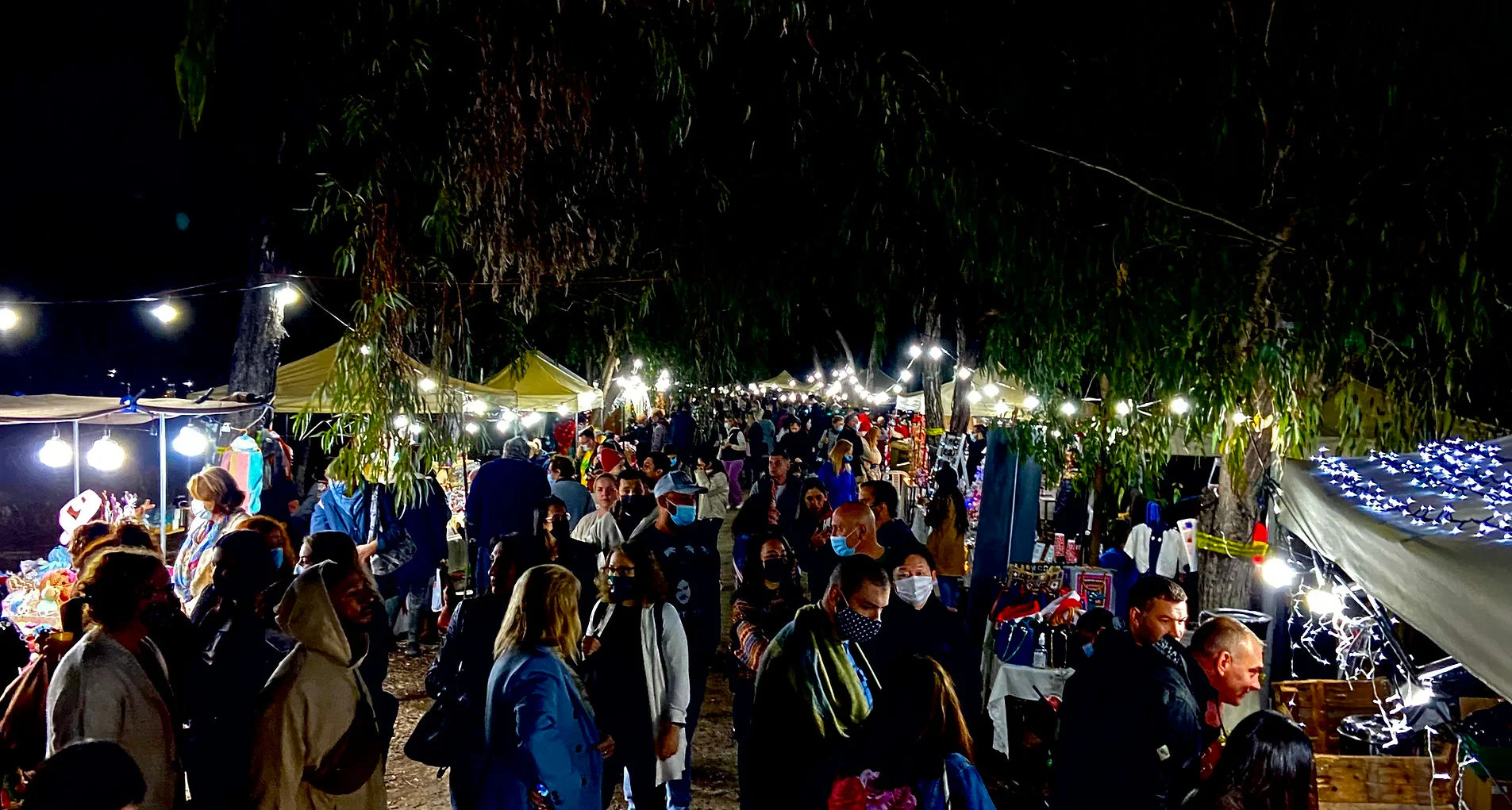Forest Market: Christmas Market at Forest Beach, Pyla