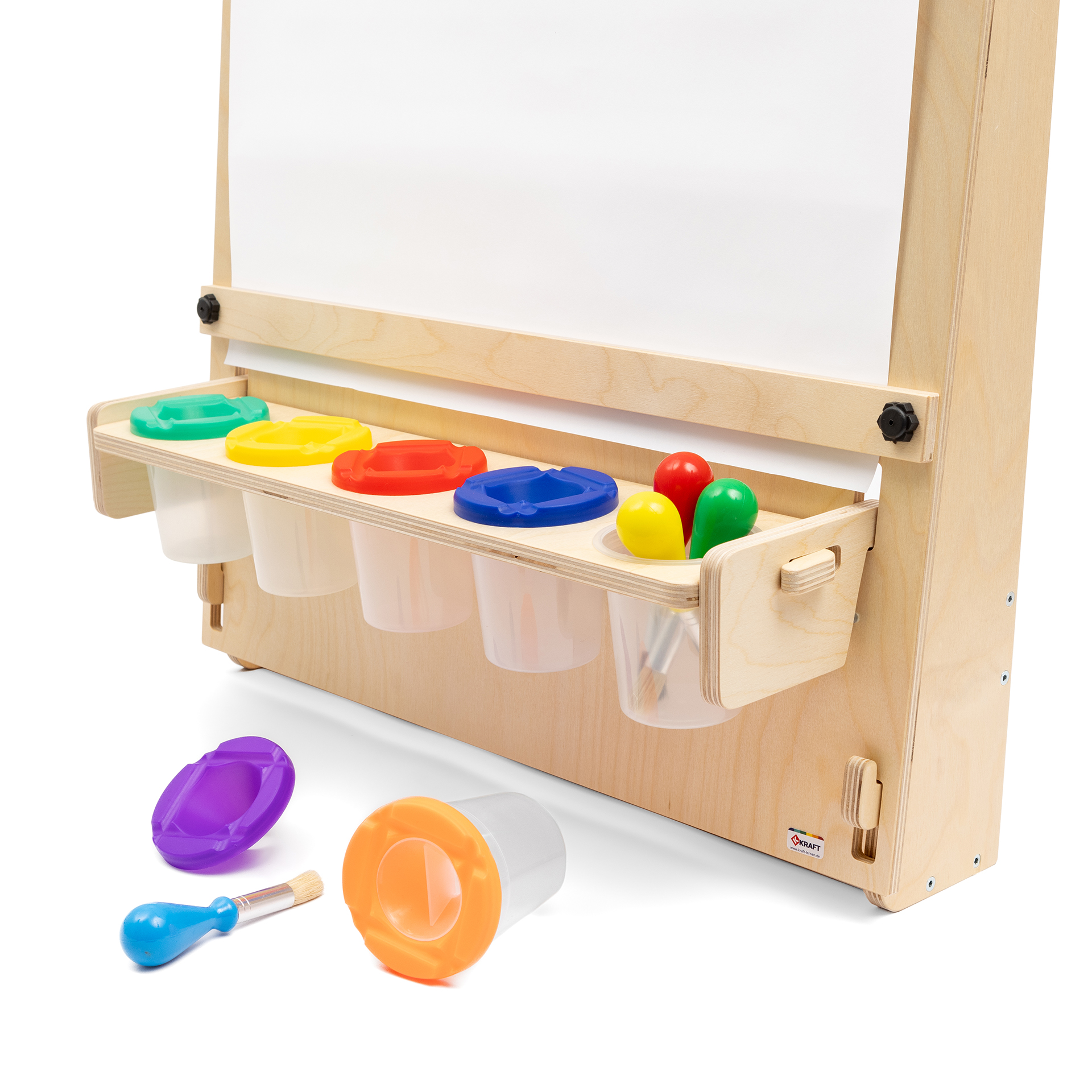 Wandstaffelei mit Papierhalter