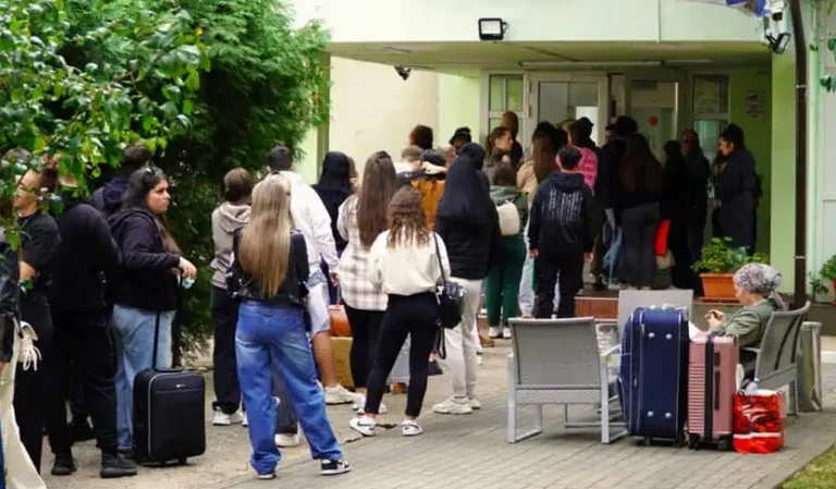 Studenți rămași fără cămin cu trei zile înainte de începerea studiilor? CNTM solicită soluții urgente de cazare