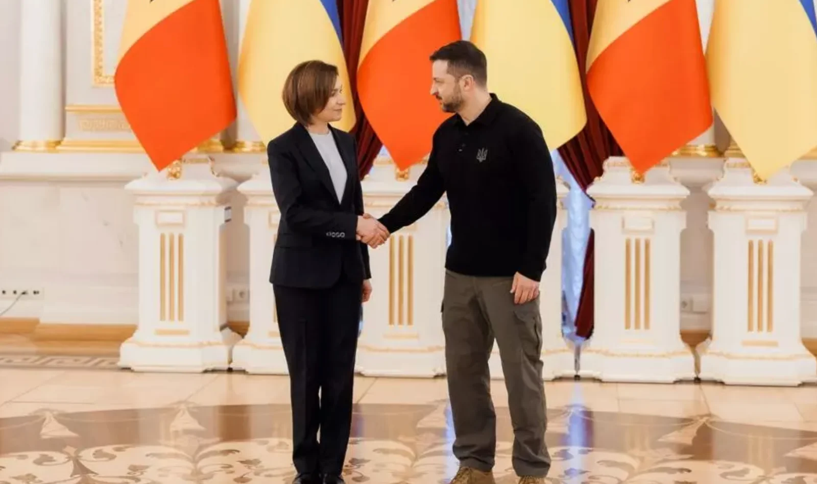 Zelenski va primi „Ordinul Republicii” din partea Maiei Sandu, de Ziua Independenței Ucrainei