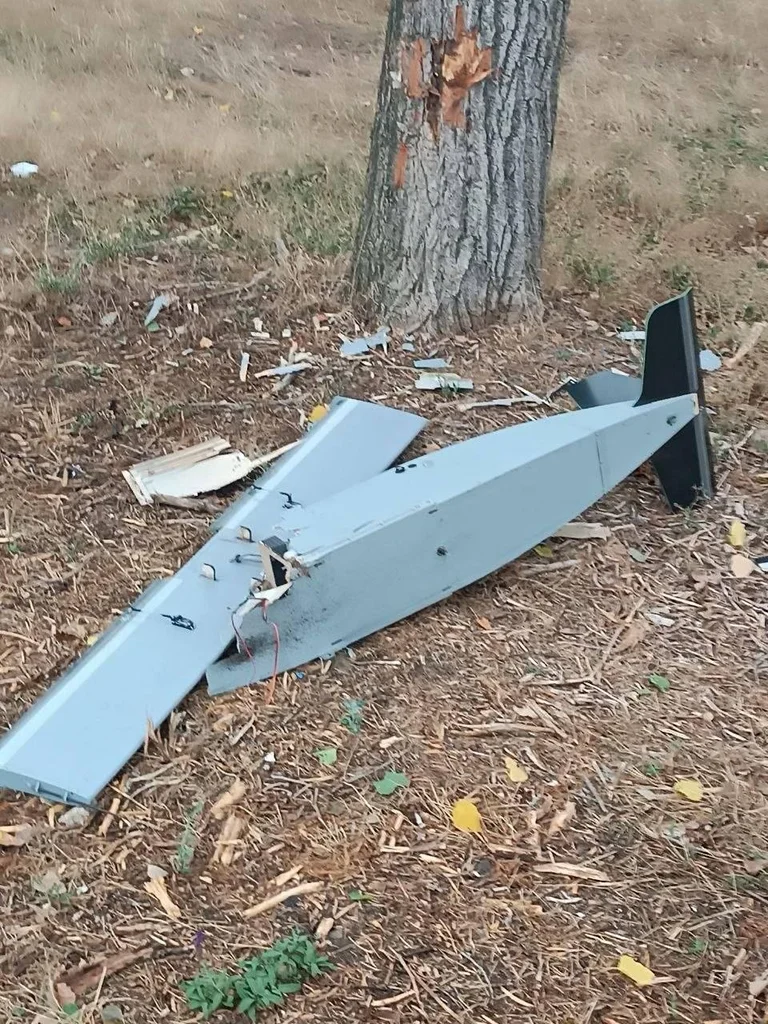 Cinci drone au survolat neautorizat spațiul aerian, iar una a căzut pe teritoriul R. Moldova