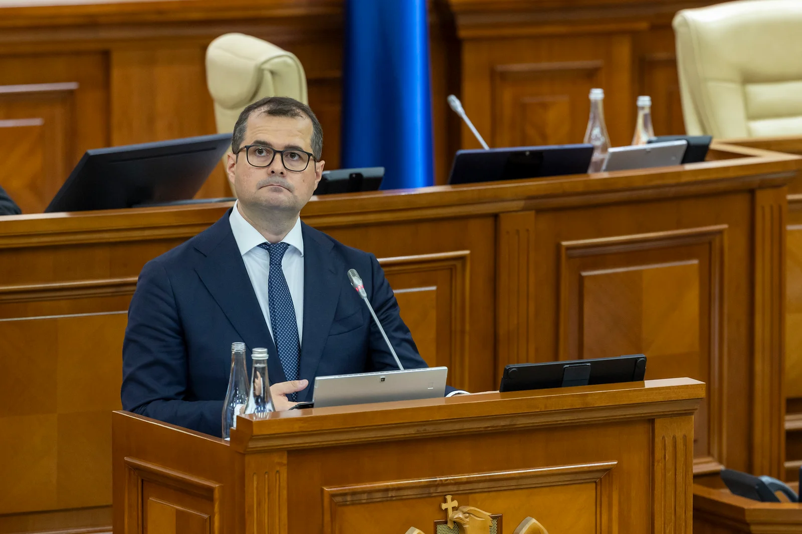 Promisiune anulată. Salariile bugetarilor vor fi majorate începând cu ianuarie 2027