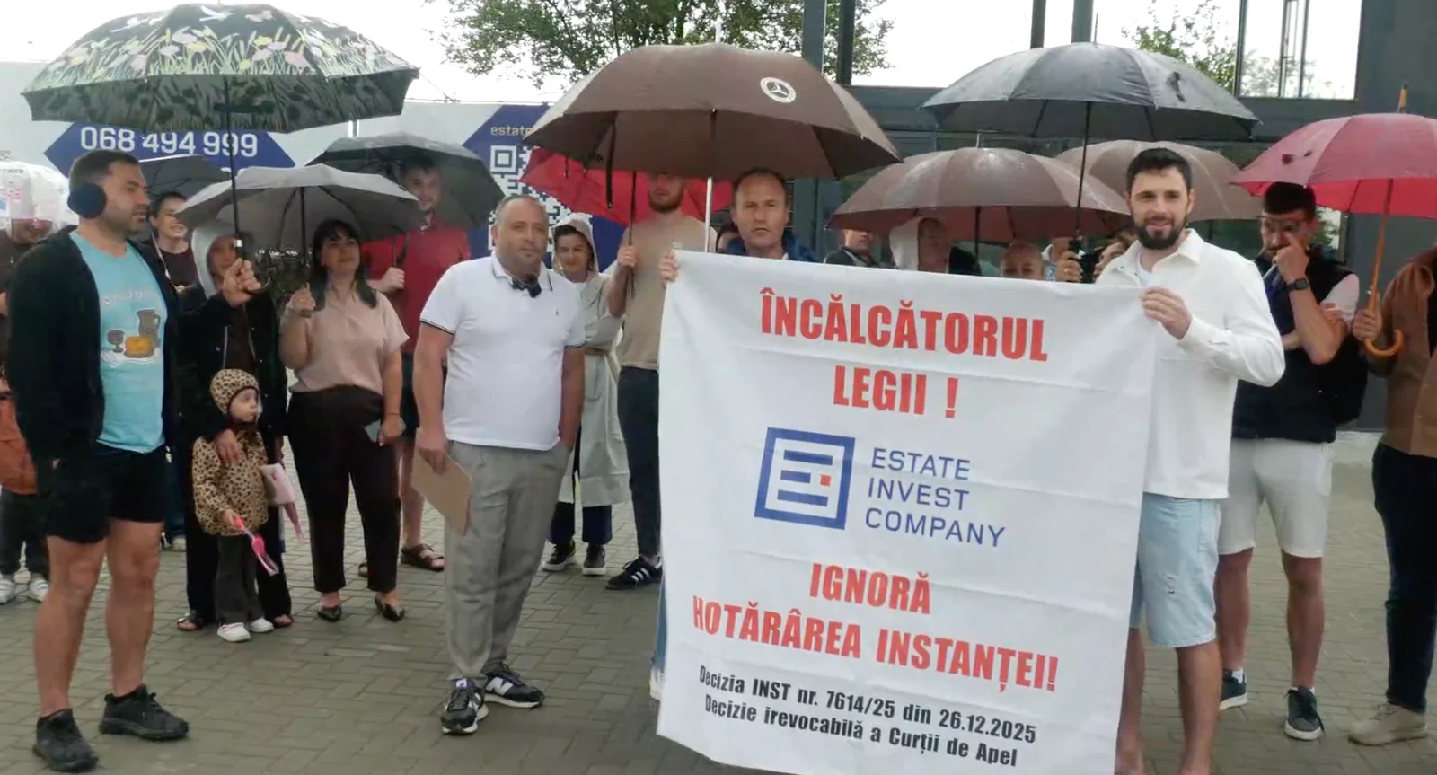 „Instanța și-a făcut treaba. Mai departe, cine trebuie să și-o facă?”. Locatarii de pe Bucovina 3 din capitală cer oprirea lucrărilor și amenință cu blocarea străzii