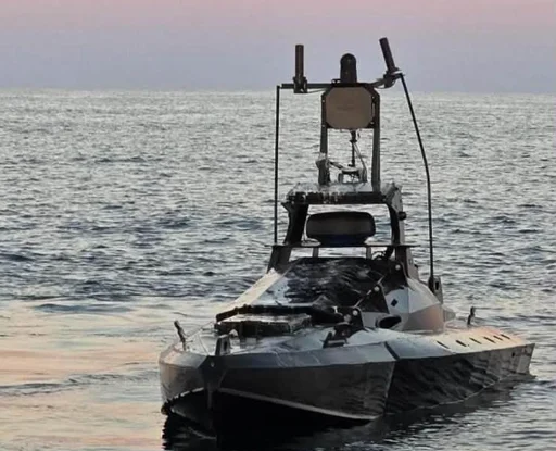 O dronă maritimă, distrusă de aviația militară română în apropierea platformei Neptun Deep din Marea Neagră