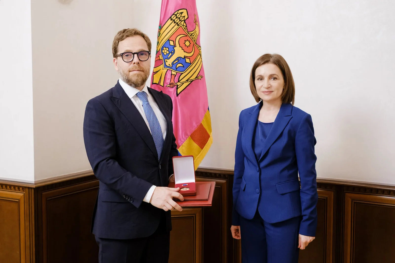 Ambasadorul Lituaniei în Moldova, decorat cu „Ordinul Onoarei”. Decretul, semnat de Maia Sandu